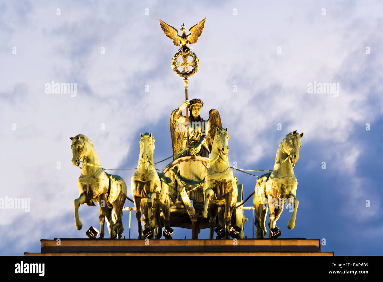 Allemagne, Berlin, Porte de Brandebourg, Quadriga Banque D'Images