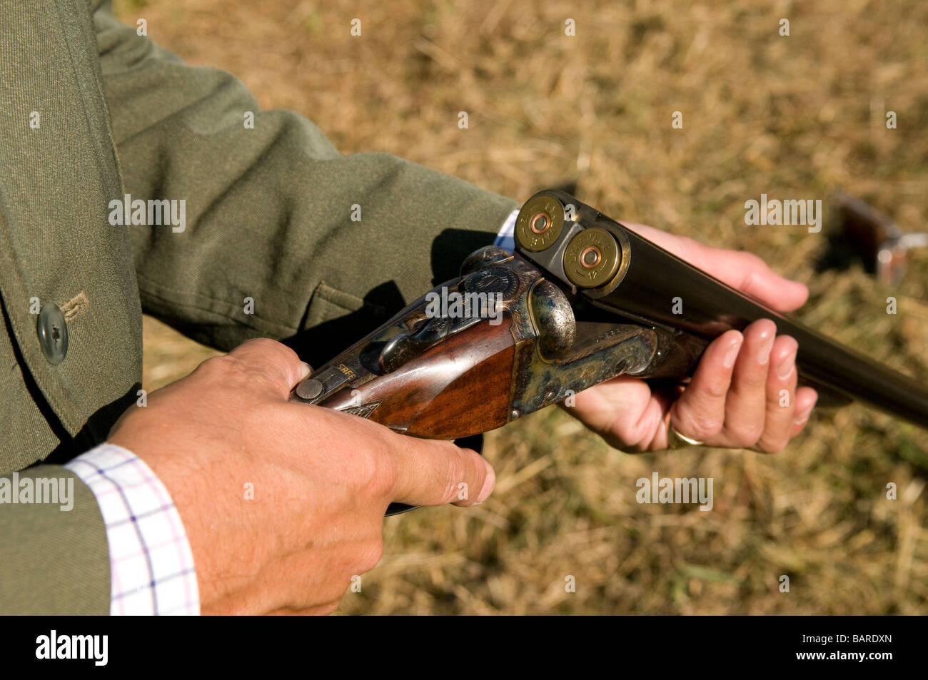 Double barillet fusil chargé. Banque D'Images