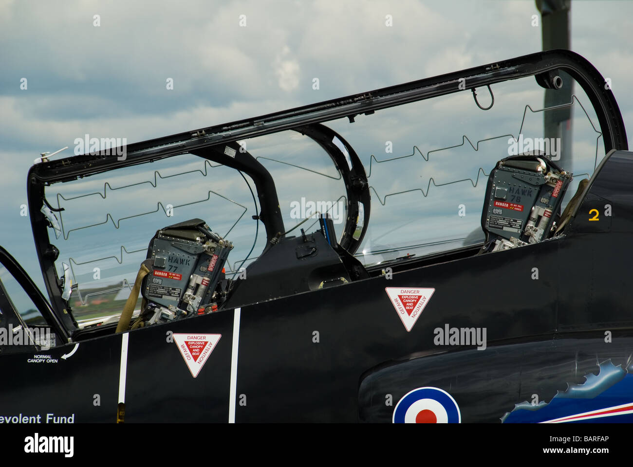 Un gros plan d'un cockpit Jet Hawk Banque D'Images