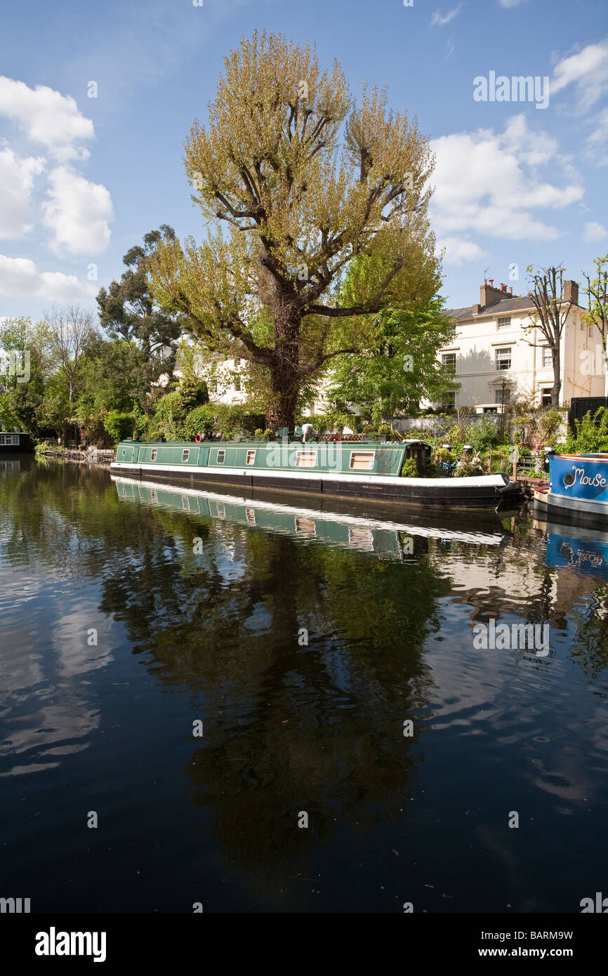 Canal Boat, la Petite Venise, Londres, Angleterre, Royaume-Uni Banque D'Images