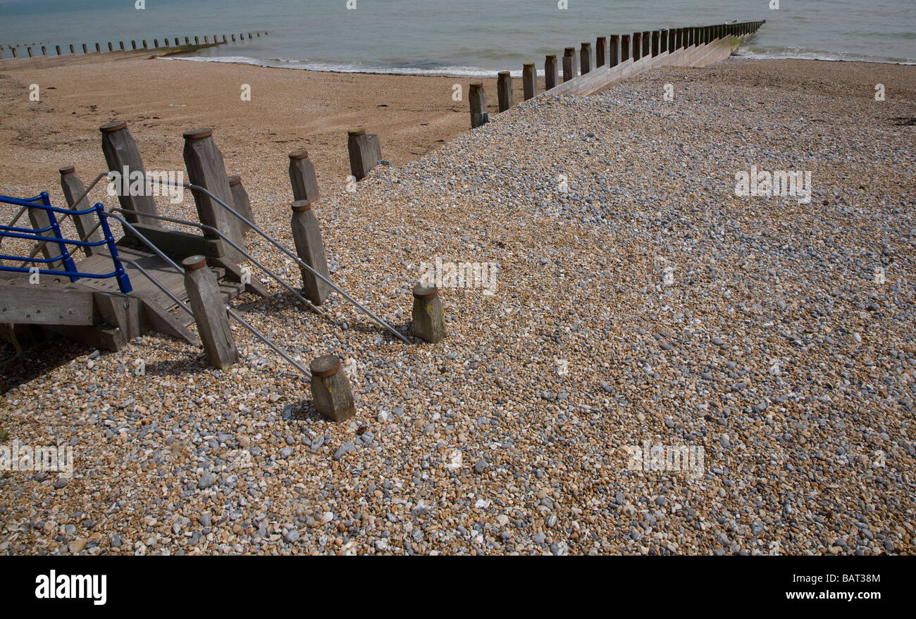 Épis plage Sussex England Eastbourne Banque D'Images
