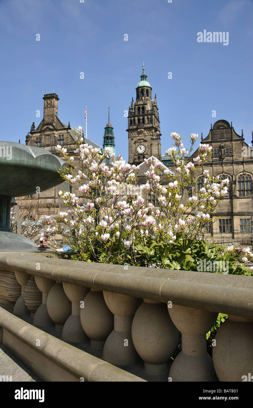 Des jardins de la paix, la Place du Millénaire, Sheffield, South Yorkshire, Angleterre, Royaume-Uni Banque D'Images