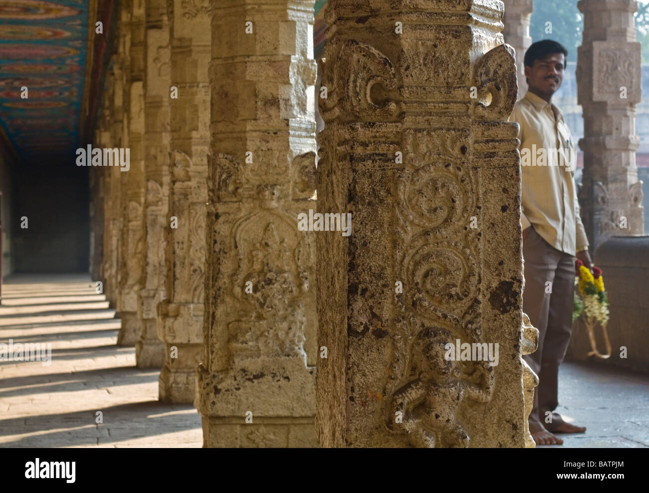 Un hindou au Meenakshi Amman Temple Sundareswarar à Madurai, Tamil Nadu, Inde. Banque D'Images