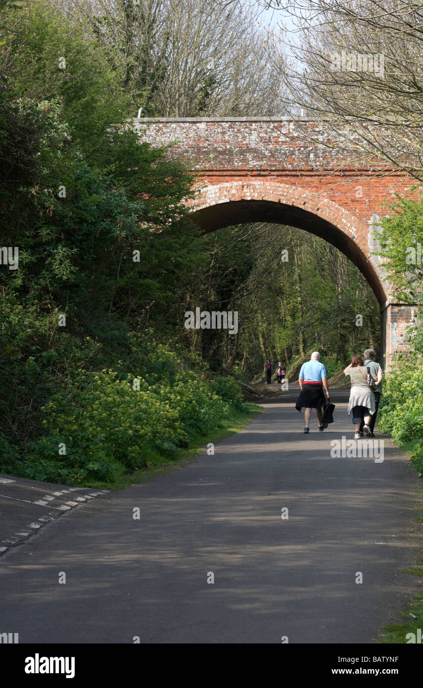 Le Rodwell Trail à Weymouth, dans le Dorset, Angleterre - une belle promenade le long de l'ancienne ligne de chemin de fer  + Weymouth Portland. Banque D'Images