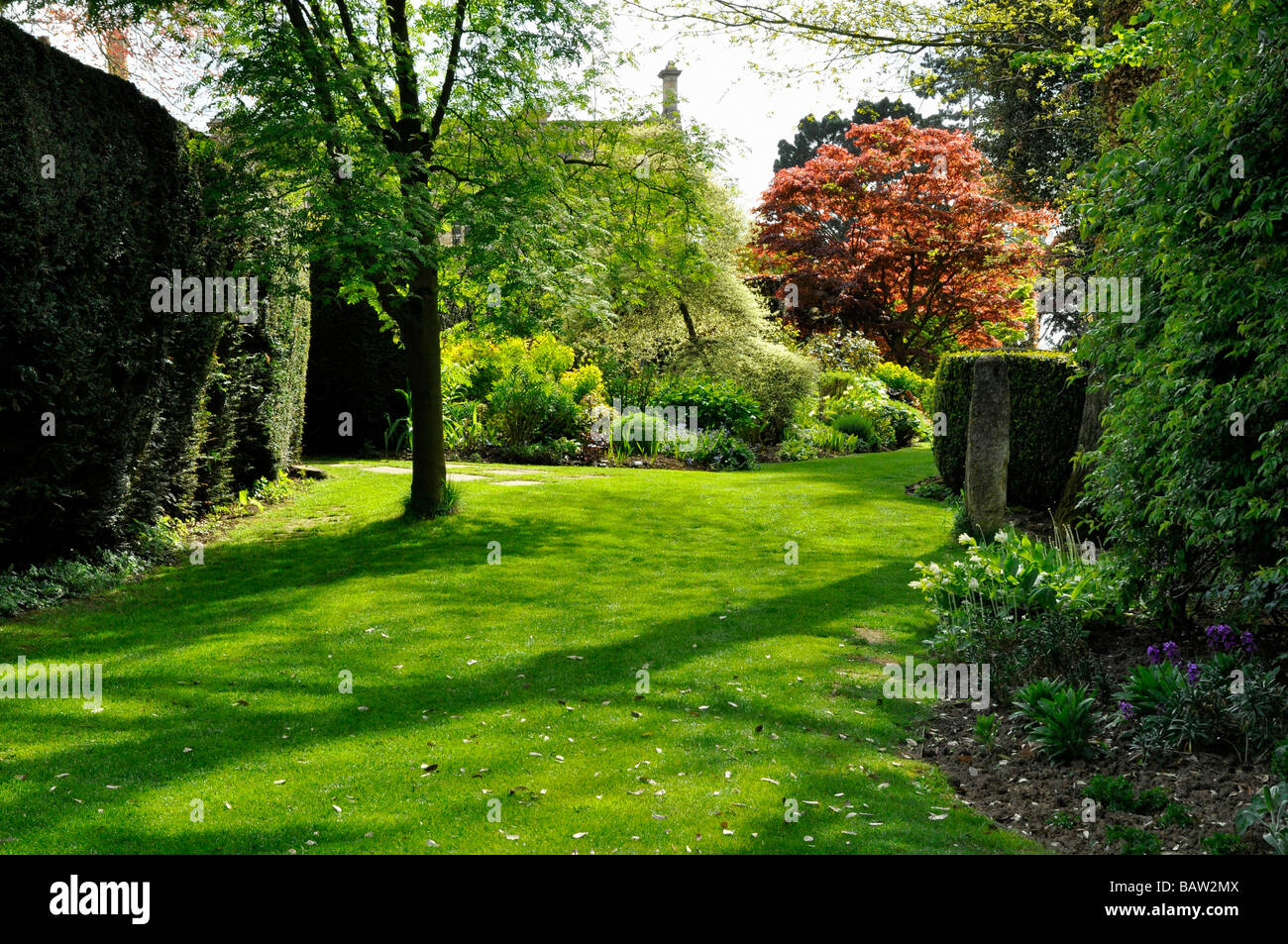 Jardin Cour Kiftsgate, Gloucestershire, UK - Frontière ensoleillée Banque D'Images