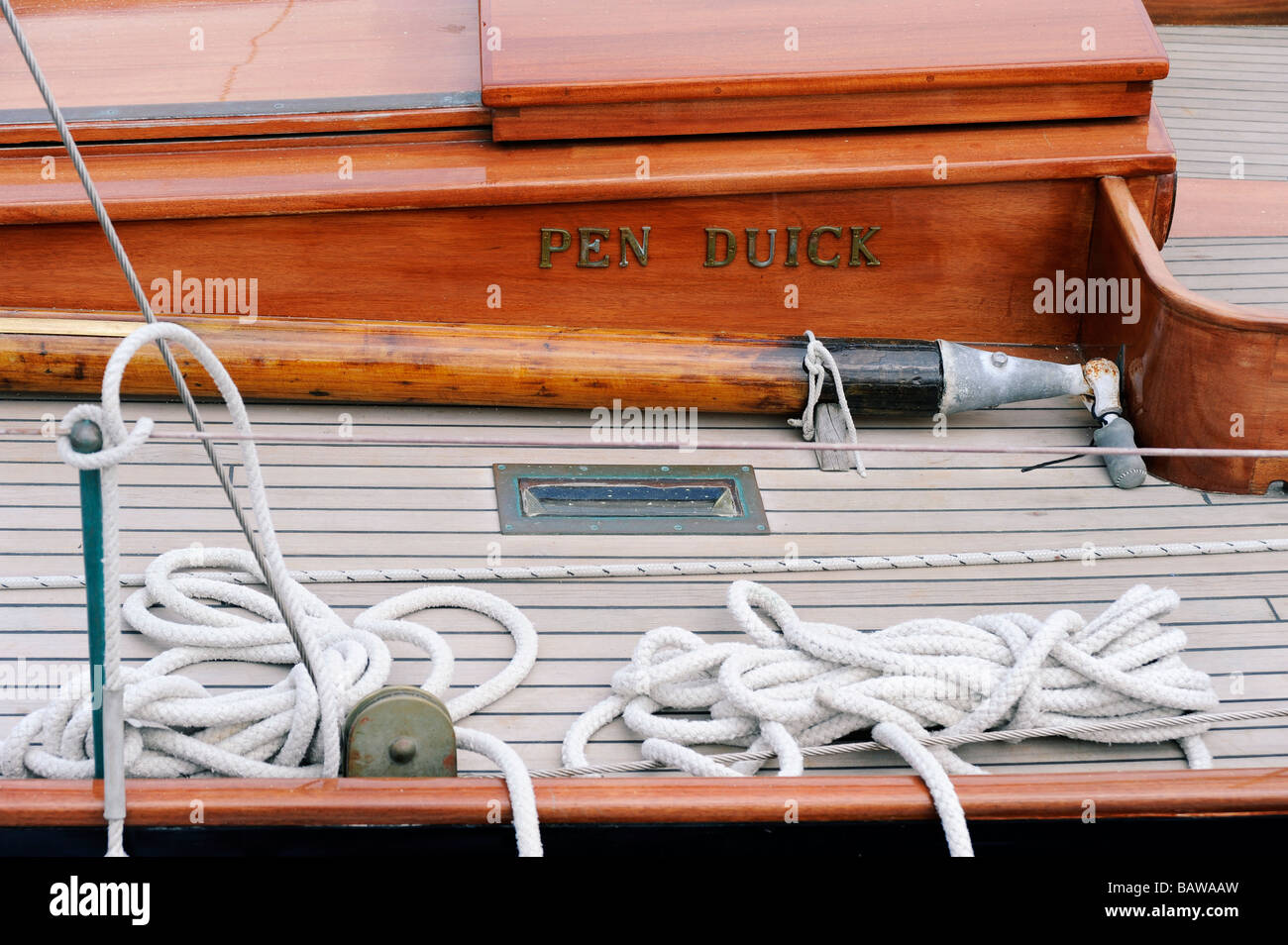 Pen Duick à cite de la voile Eric Tabarly cité de la voile le port de Lorient Morbihan Bretagne France Bretagne Banque D'Images