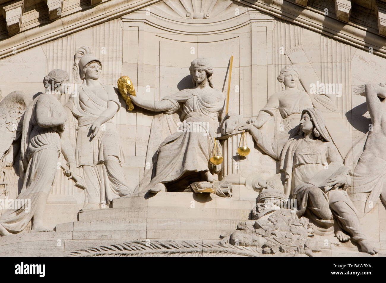 Détail de la sculpture sur pierre du Palais de la nation ou le Palais de la Nation à Bruxelles, Belgique Banque D'Images