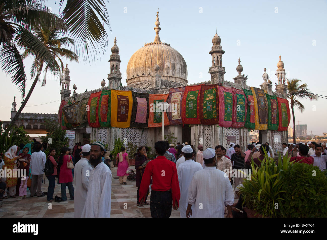 Intérieur de la tombe de Haji Ali Boukhari à Mumbai Inde Banque D'Images