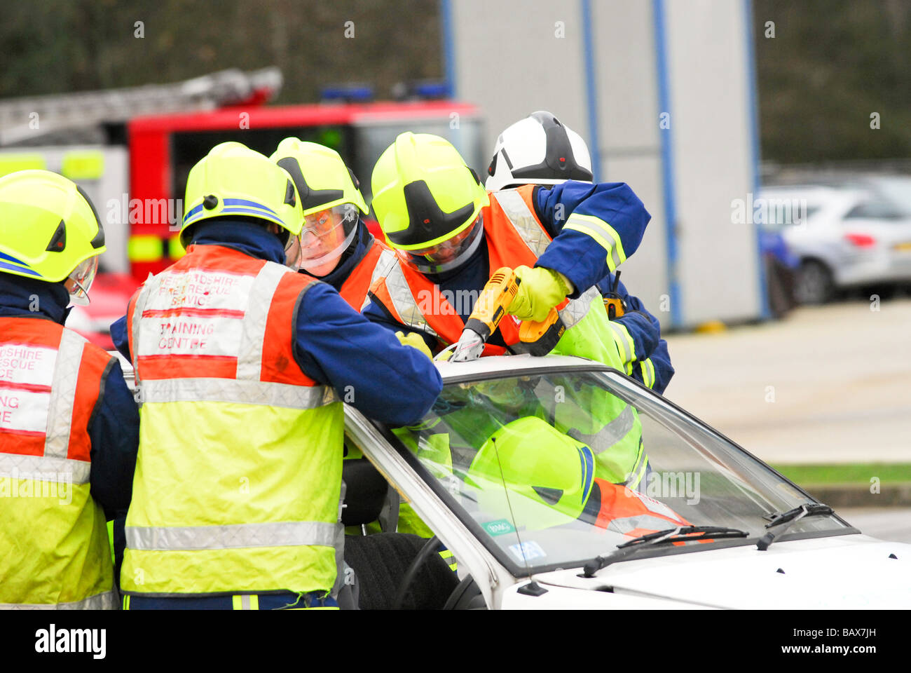 Au cours de la formation des recrues d'incendie Banque D'Images
