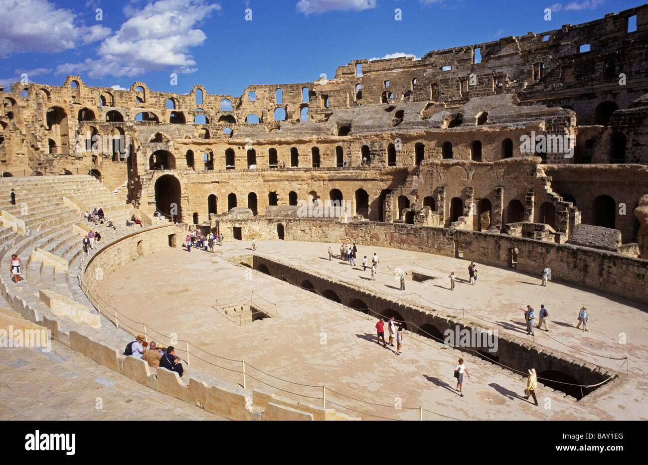 Intérieur du Colisée amphithéâtre romain de El Jem Tunisie Banque D'Images
