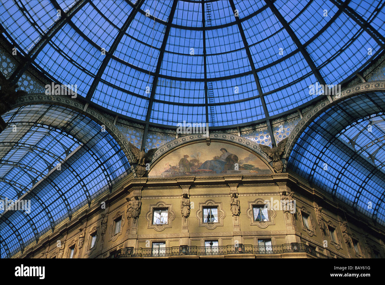 Glas coupole de la galerie Vittorio Emmanuele II, Mailand-Lombardia, Italia Banque D'Images