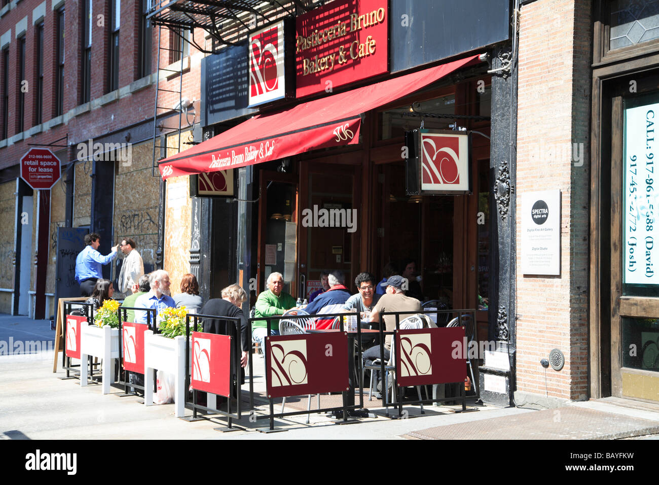 Une boulangerie et un café en plein air de Greenwich Village New York City Banque D'Images