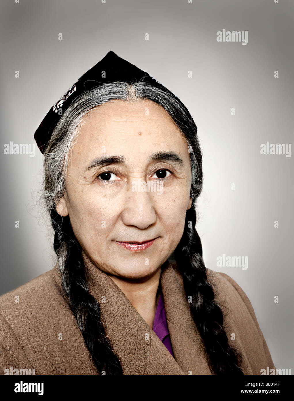 Rebiya Kadeer est un activiste politique et porte-parole de la population ouïgoure, une minorité musulmane opprimée en Chine. Banque D'Images