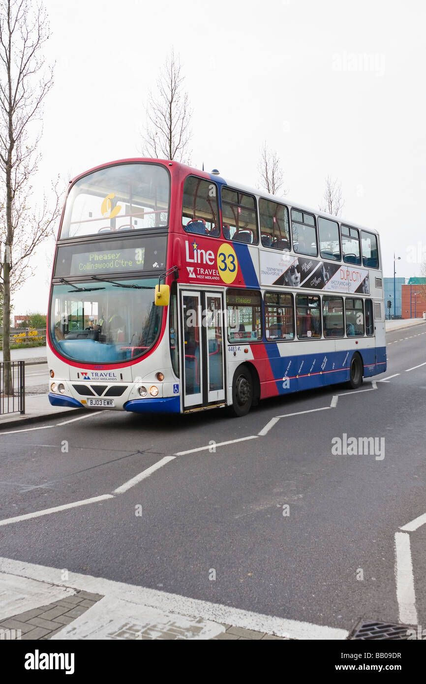 Les Midlands de l'autobus à deux étages à Birmingham Banque D'Images