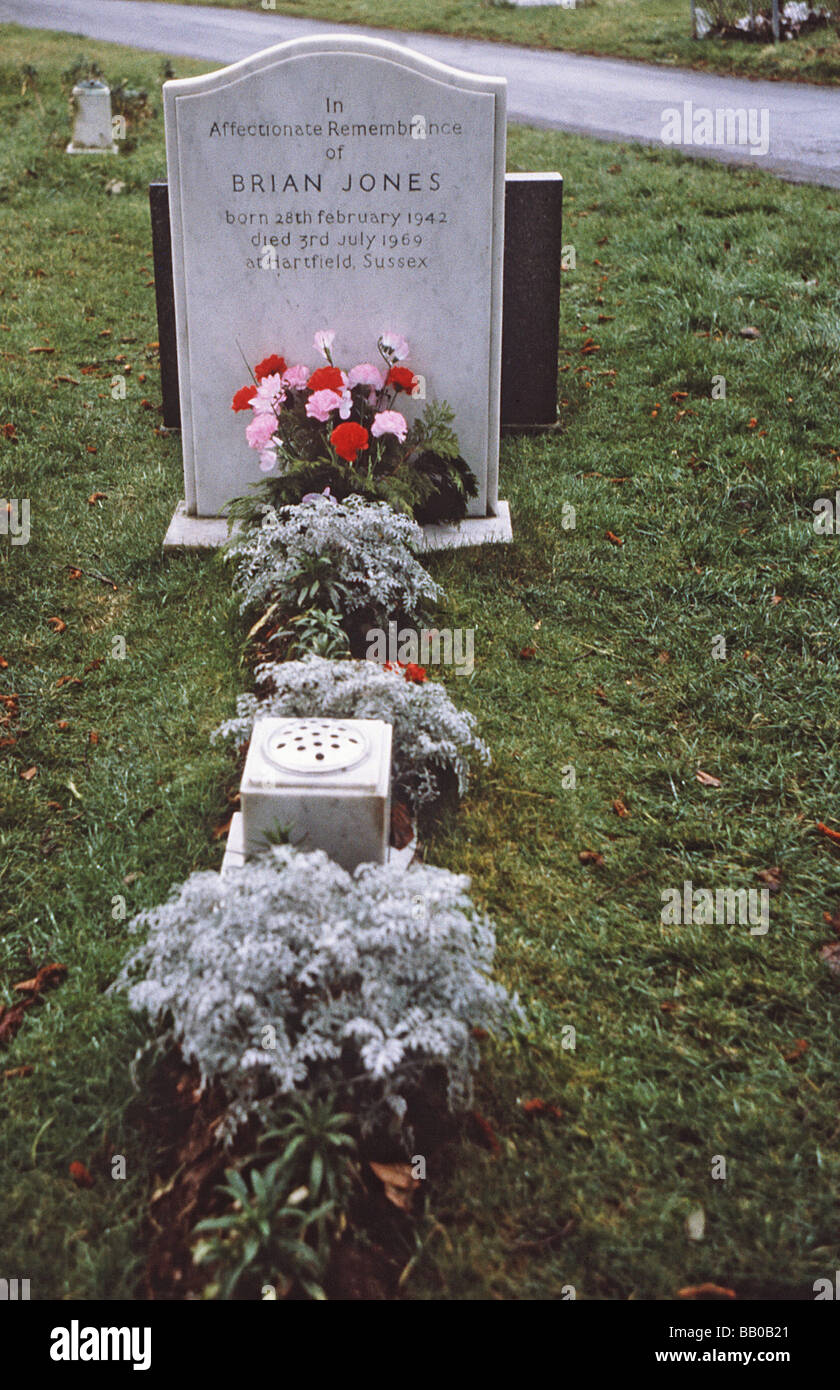 ROLLING STONES - La tombe de Brian Jones au cimetière de Cheltenham Banque D'Images
