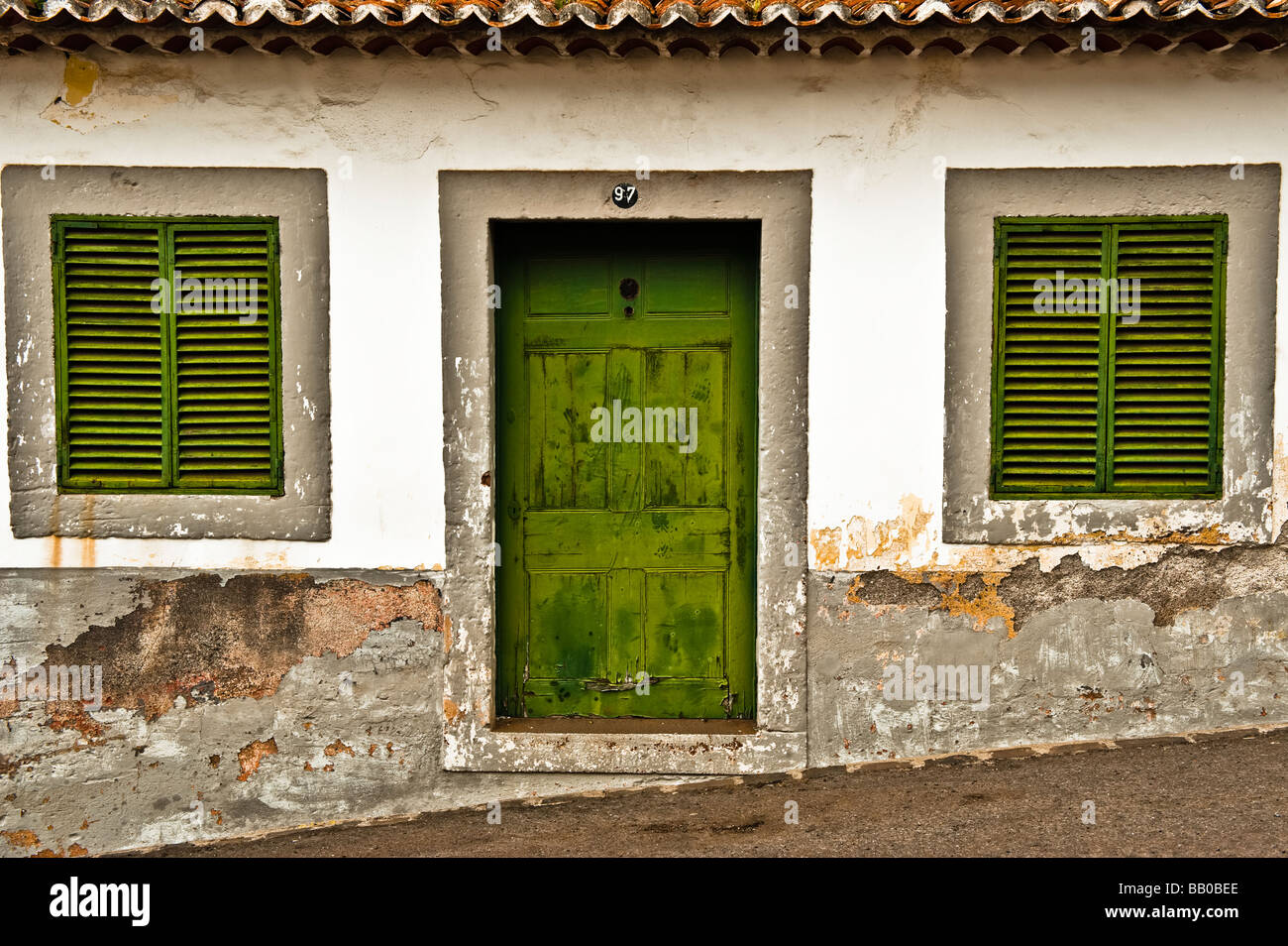 Un vieux bâtiment délabré, à Funchal Banque D'Images