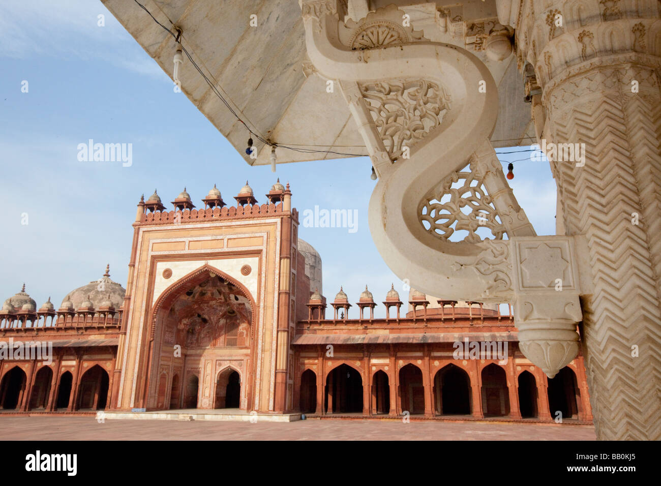 Le cheikh Salim Chishti tombe à l'intérieur de la Jama Masjid de Fatehpur Sikri Inde Banque D'Images