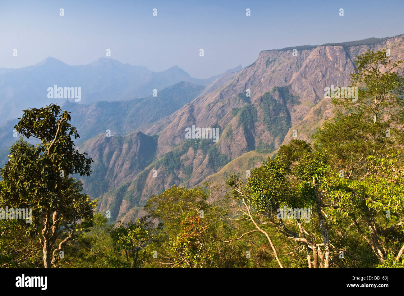 Vue près de pilier Rock Kodaikanal Tamil Nadu Inde Banque D'Images