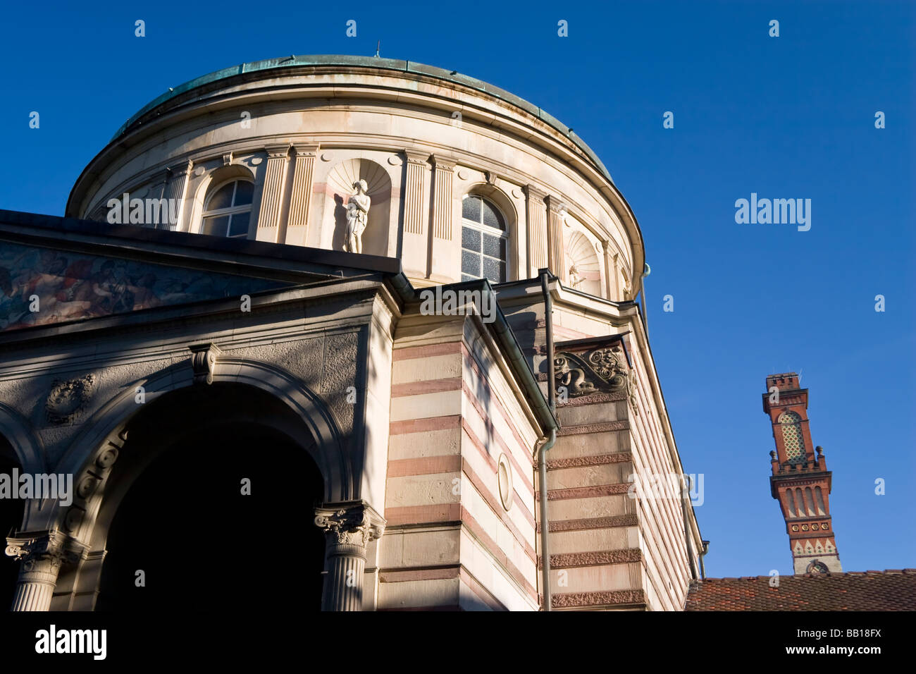 Les bains publics historique Vierordtbad (DAS), Karlsruhe, Bade-Wurtemberg, Allemagne Banque D'Images Les bains publics historique Vierordtbad (DAS), Karlsruhe, Bade-Wurtemberg, Allemagne Banque D'Images