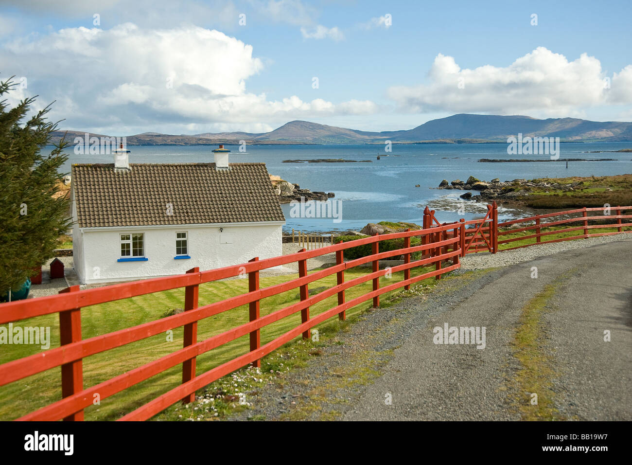 Cottage coloré sur l'île de Valencia L'Irlande Banque D'Images