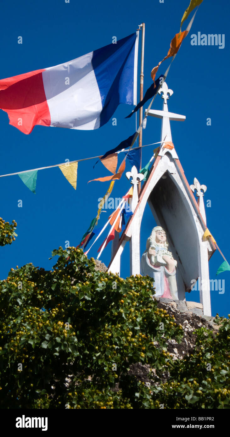 Drapeau français et banderoles à décorer Saint Louis rock Festival Saint Louis St Barth Corossol Banque D'Images