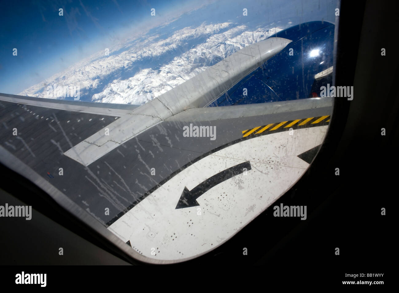 Vol British Airways à Florence sur les Alpes Suisses Airbus A319 2009 Banque D'Images