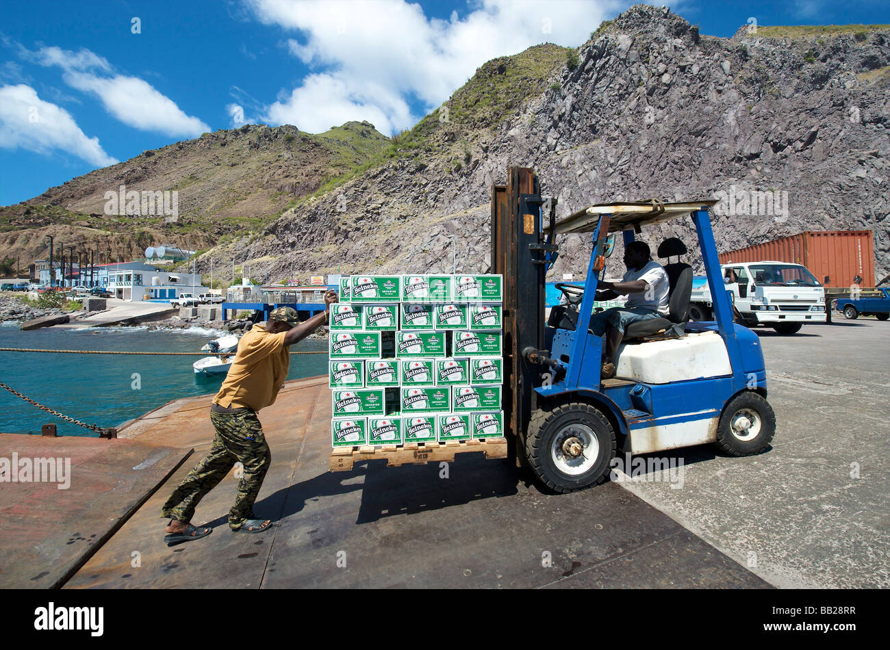L'alcool bière boissons bovenwinden antilles antilles caraïbes société bovenwindse verre dutch eiland eilanden fort bay alimentaire harb Banque D'Images