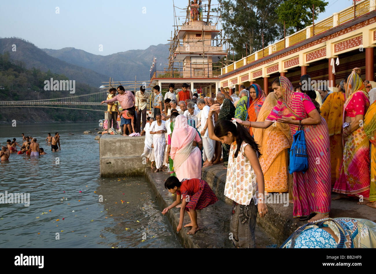 Cérémonie de puja. Gange. Ram Jhula.Rishikesh. Uttarakhand. L'Inde Banque D'Images