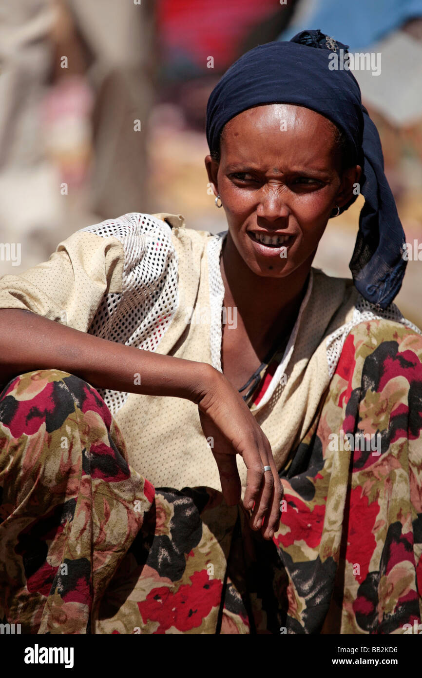 Femme dans le marché de Harar Ethiopie Chrétiens Banque D'Images