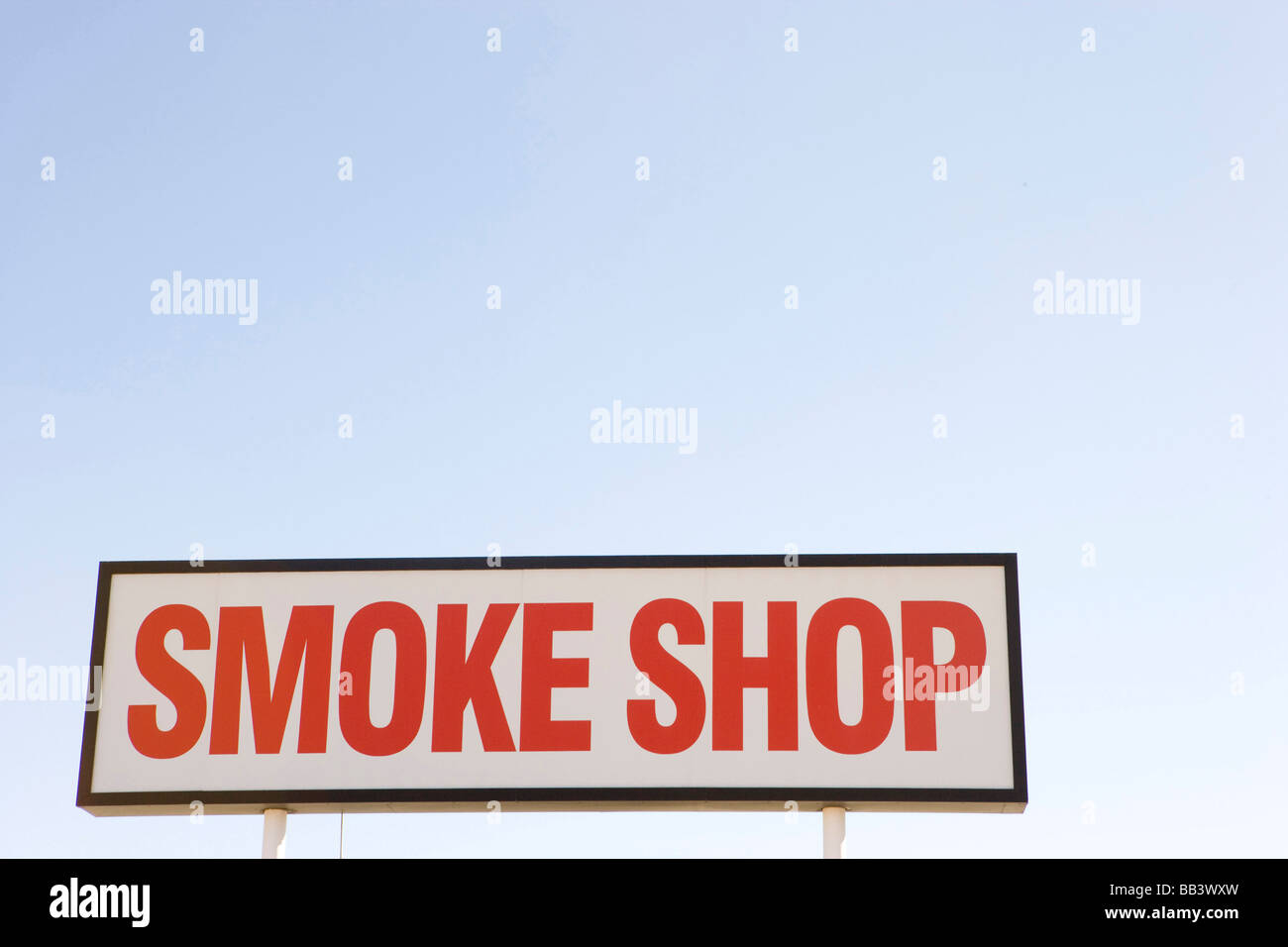 NA, USA, Nevada, Moapa Indian Reservation, les signer pour une Smokeshop (RF) Banque D'Images