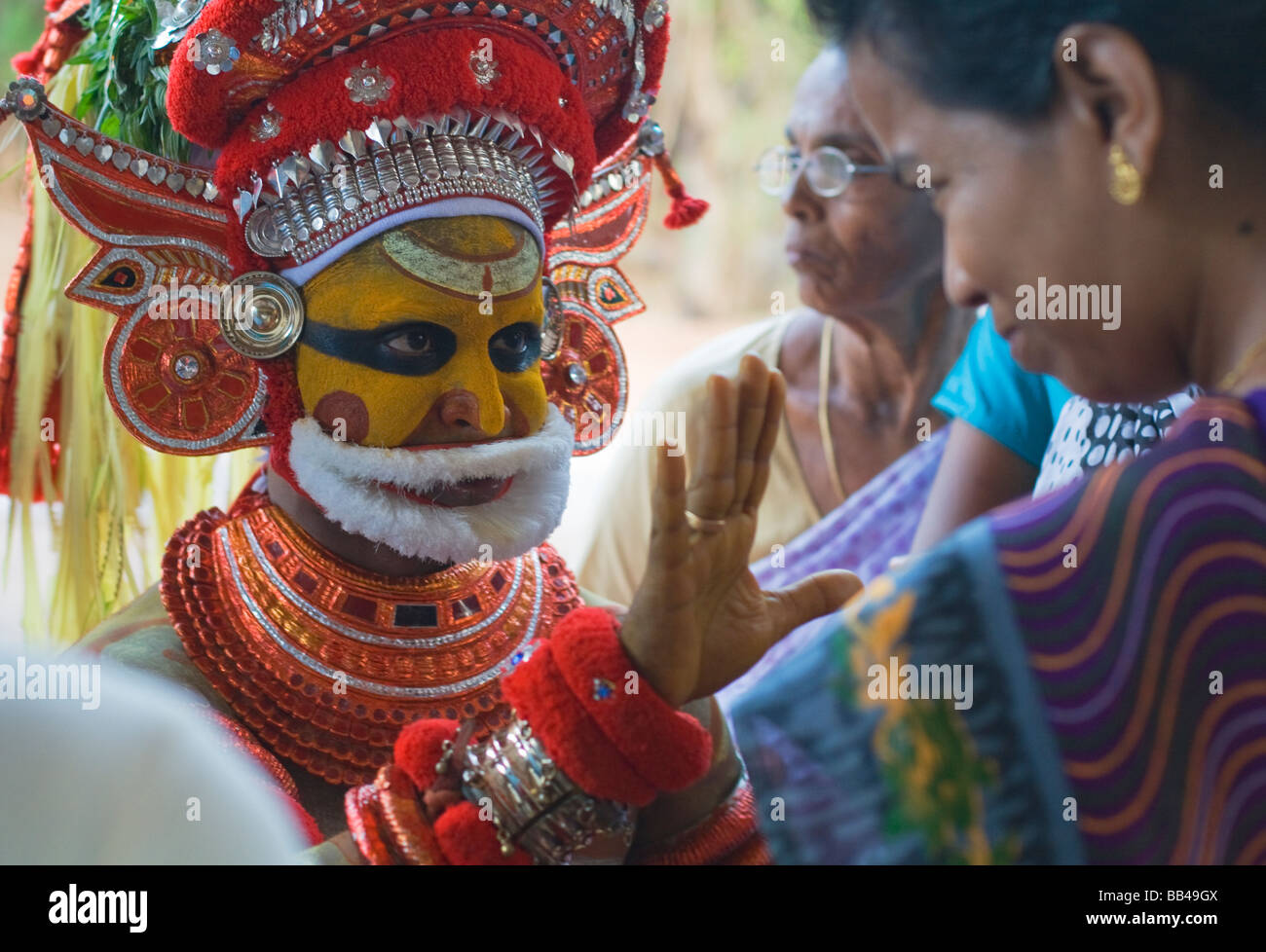 Sree Muthappan comme Vishnu Theyyam dans Kerala, Inde Banque D'Images