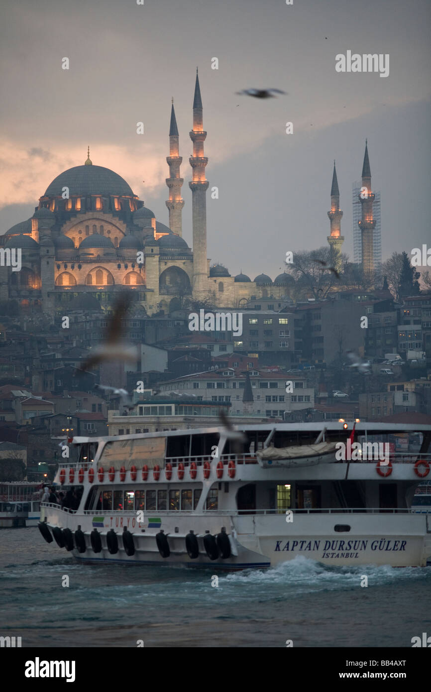 Mosquée de Soliman à Istanbul, Turquie au crépuscule. Banque D'Images