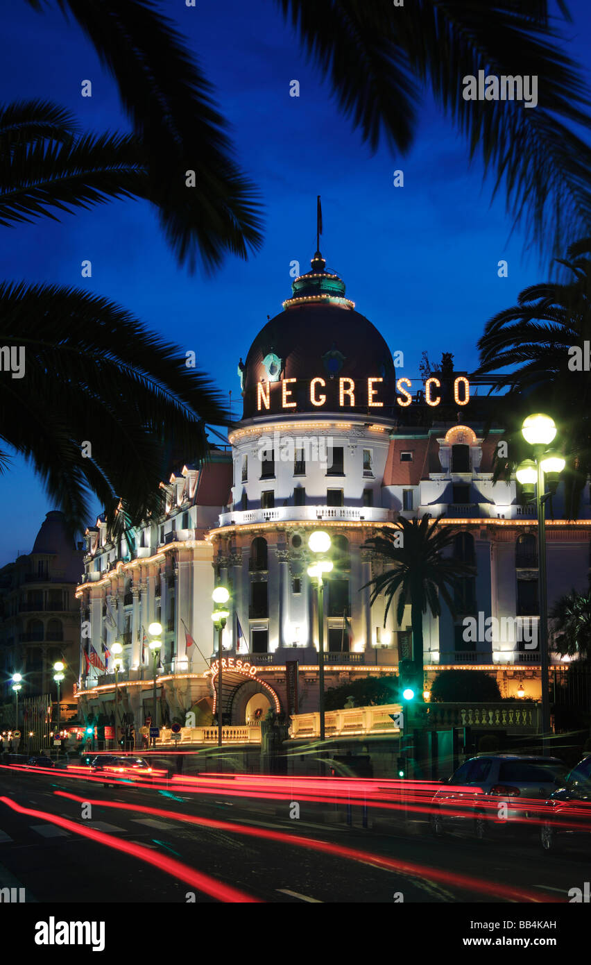 L'hôtel Negresco sur la Promenade des Anglais à Nice, France Banque D'Images