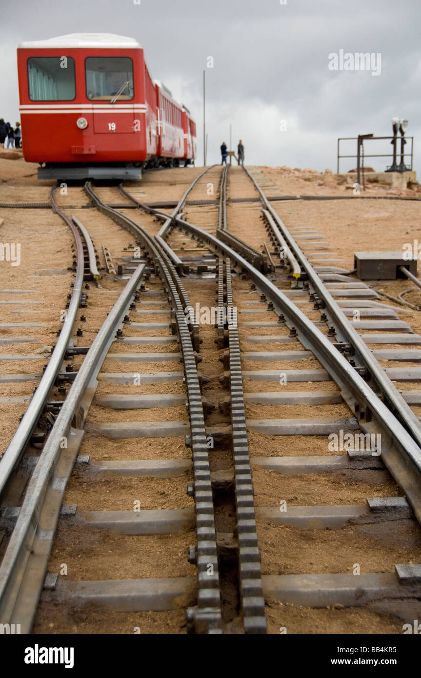 Colorado, Colorado Springs. Pikes Peak Cog Railway. Vue depuis le sommet de Pike's Peak. Parution de la propriété. Banque D'Images