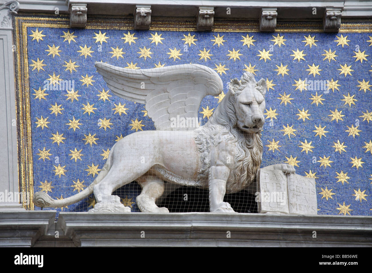 La tour de l'horloge, la Place Saint-Marc, Venise, Venise, Vénétie, province de l'Italie Banque D'Images