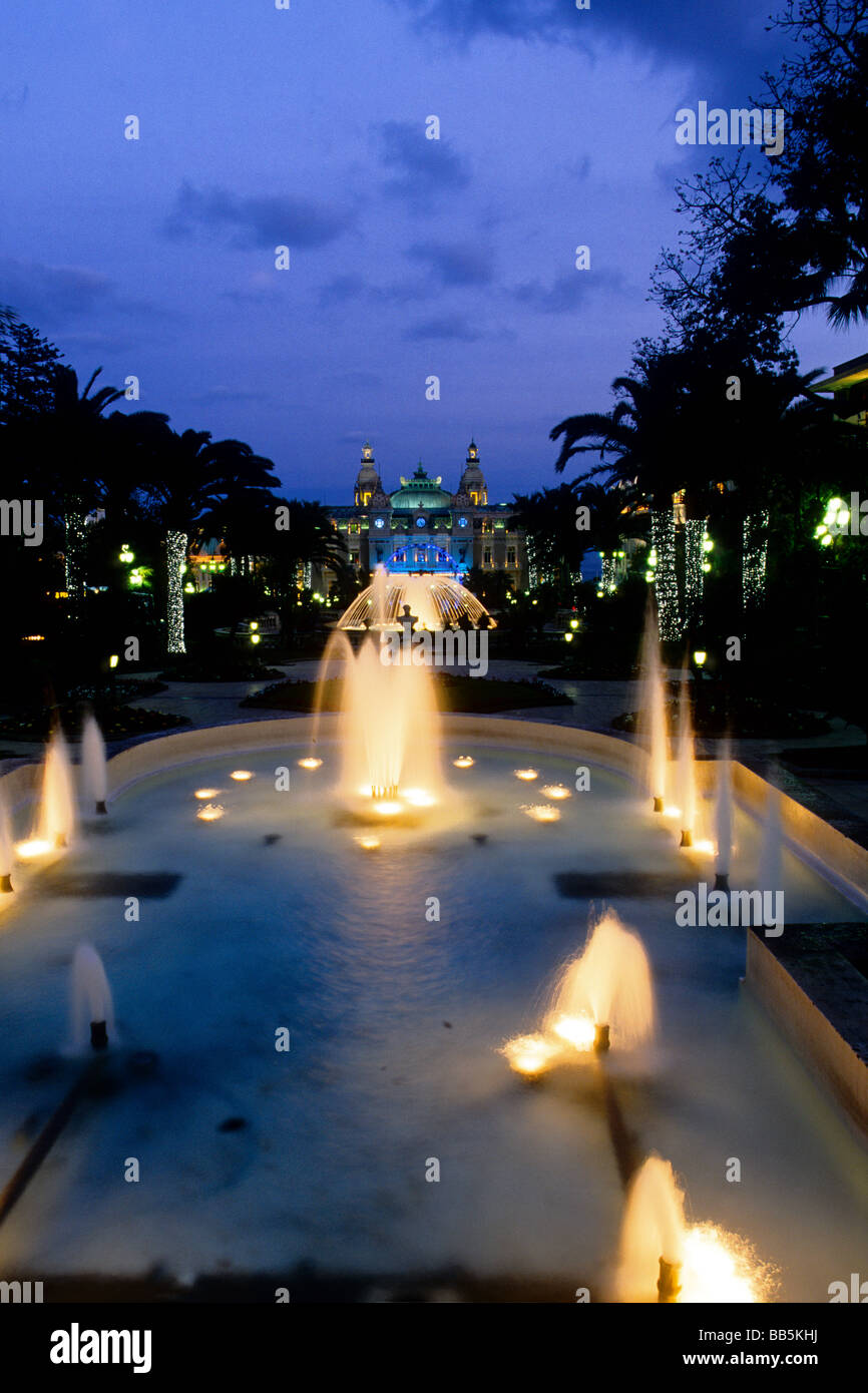 Décoration intérieure pendant la période de Noël sur la place du Casino Palace à Monaco Banque D'Images