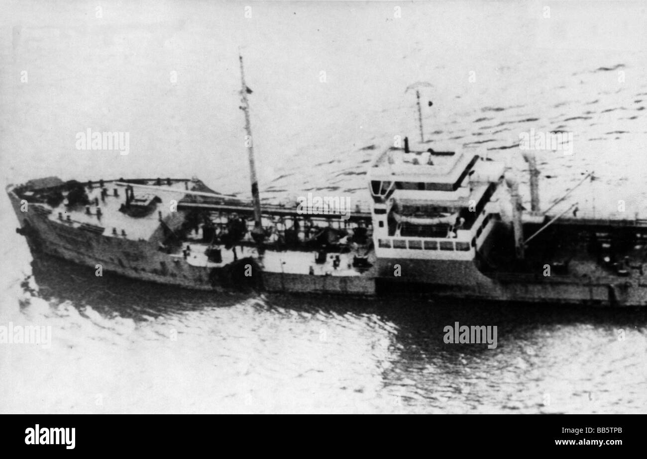 Transport / transport, navigation, pétroliers, le pétrolier grec endommagé 'Efthycofta 11' après sa collision avec le navire 'Esso Ipswich' dans la Manche de Bristol, 8.4.1970, Banque D'Images