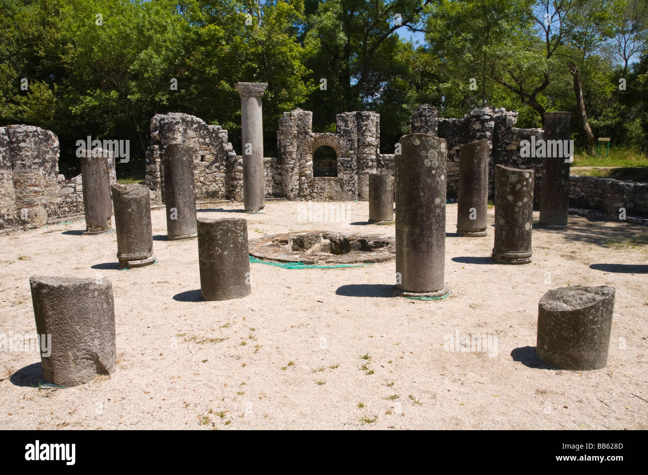 Le Baptistère en demeure de l'ancienne ville romaine de Butrint Site du patrimoine mondial de l'UNESCO dans la région de parc national en République d'Albanie Banque D'Images