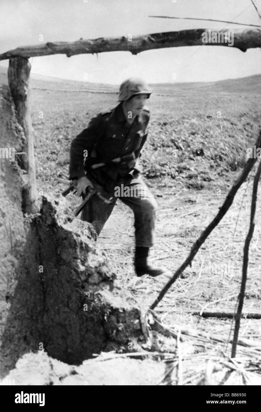 Événements, seconde Guerre mondiale / seconde Guerre mondiale, Russie 1942 / 1943, soldat allemand attaquant, Banque D'Images