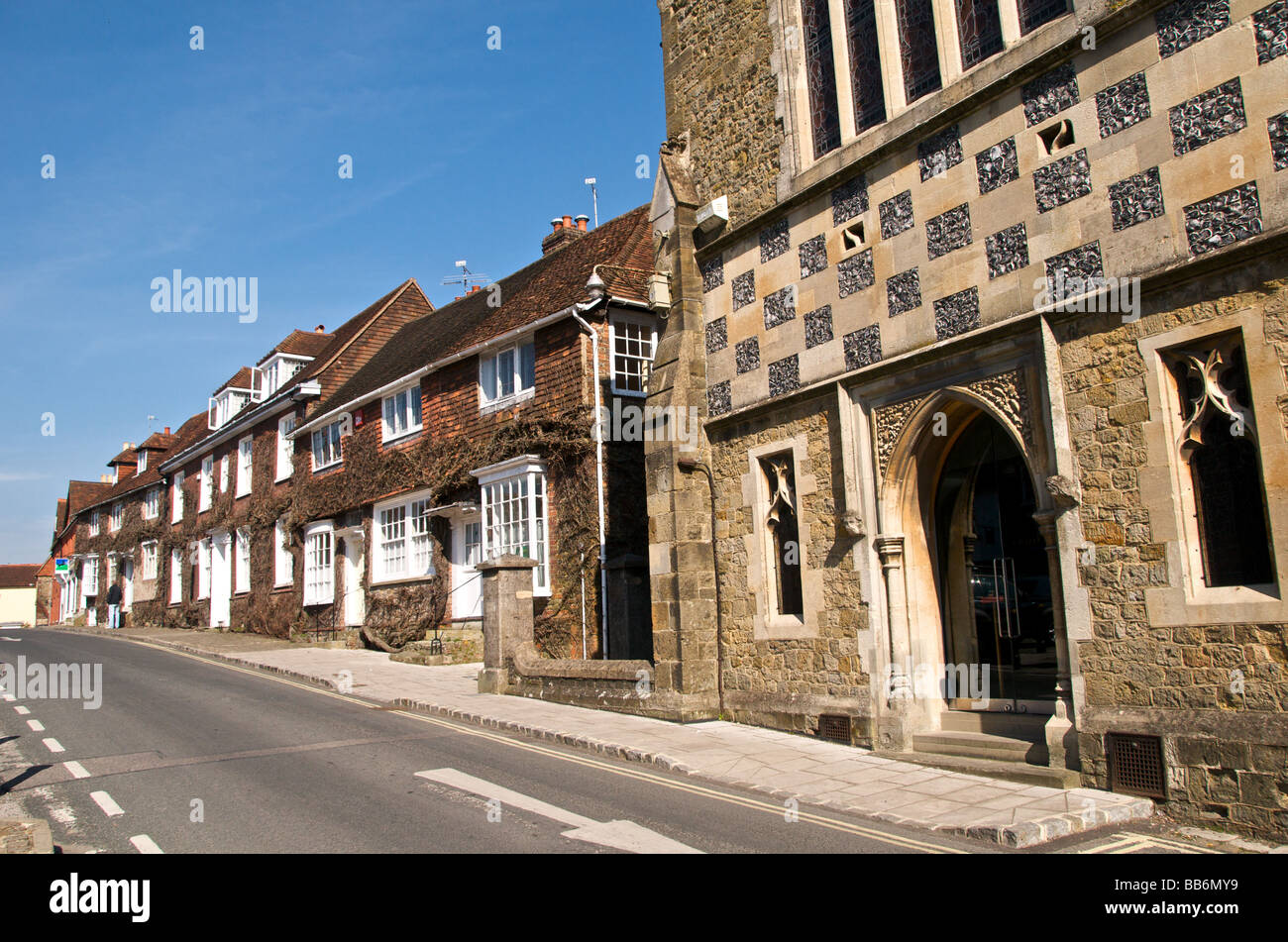Une scène de rue à Midhurst town West Sussex Banque D'Images
