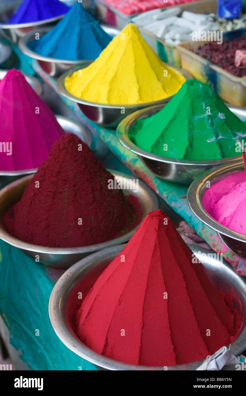 Colorant en poudre couleur Devaraja Market Mysore Karnataka Inde Banque D'Images