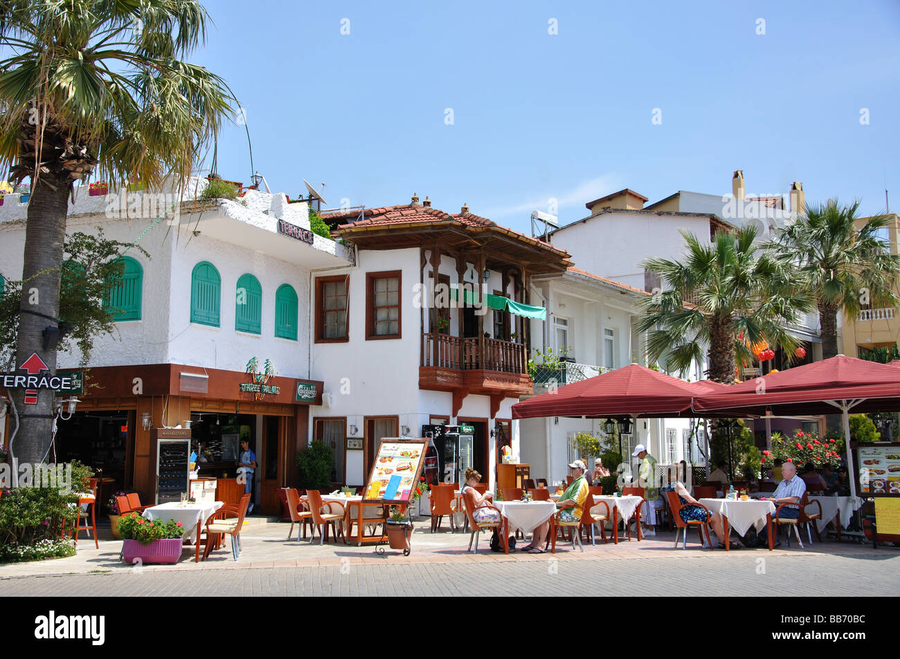 Le restaurant Harbour, Marmaris, Içmeler Péninsule, Mulga Province, Turkey Banque D'Images