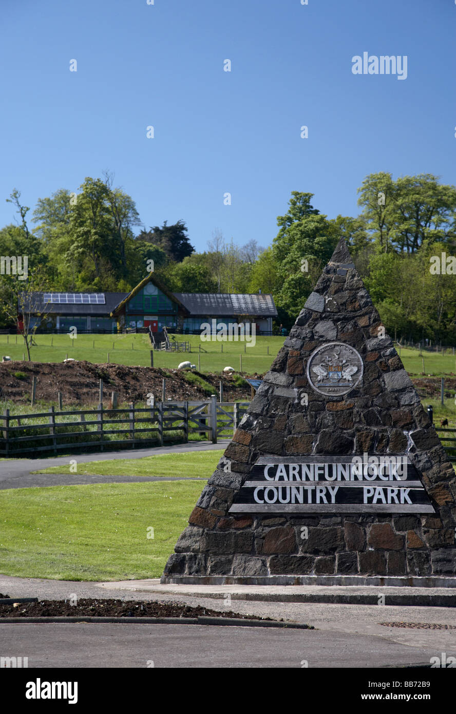 Entrée de carnfunnock Country Park sur la côte d'Antrim road county antrim irlande du nord uk Banque D'Images