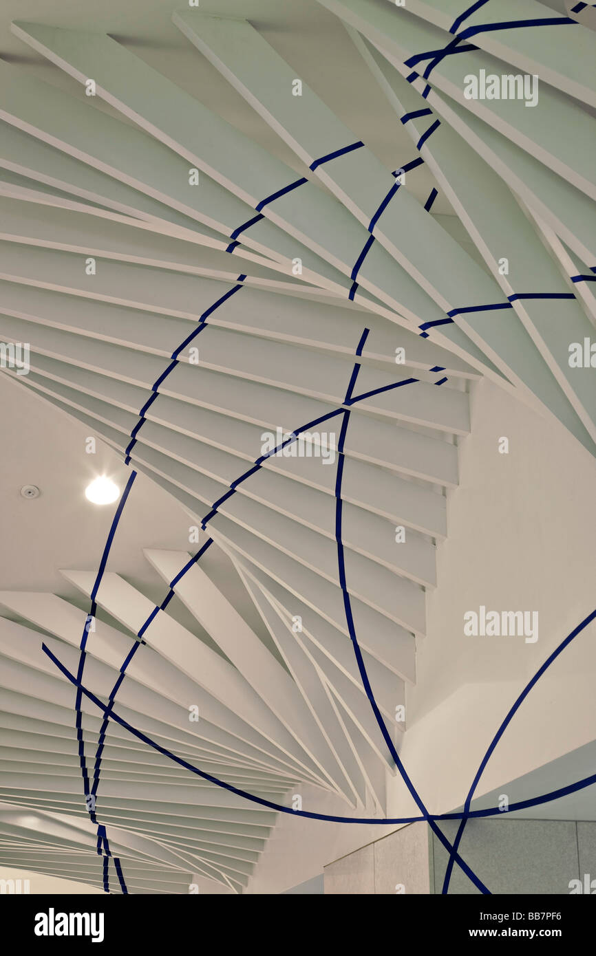 Rénovation mesdames toilettes au Victoria and Albert Museum l'intégration d'une installation d'art géométrique Banque D'Images