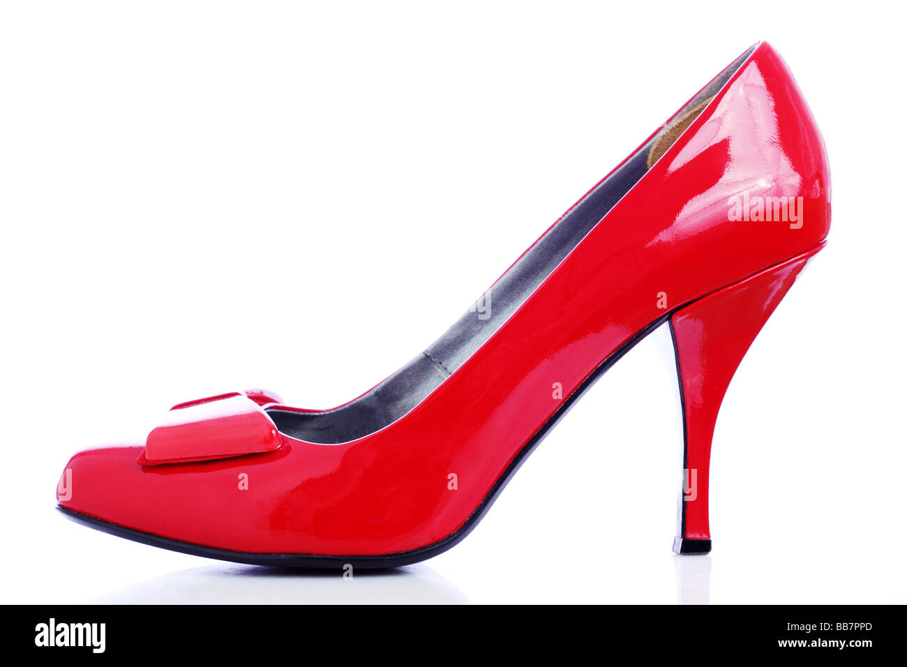 Chaussure haut talon rouge Photo Stock - Alamy