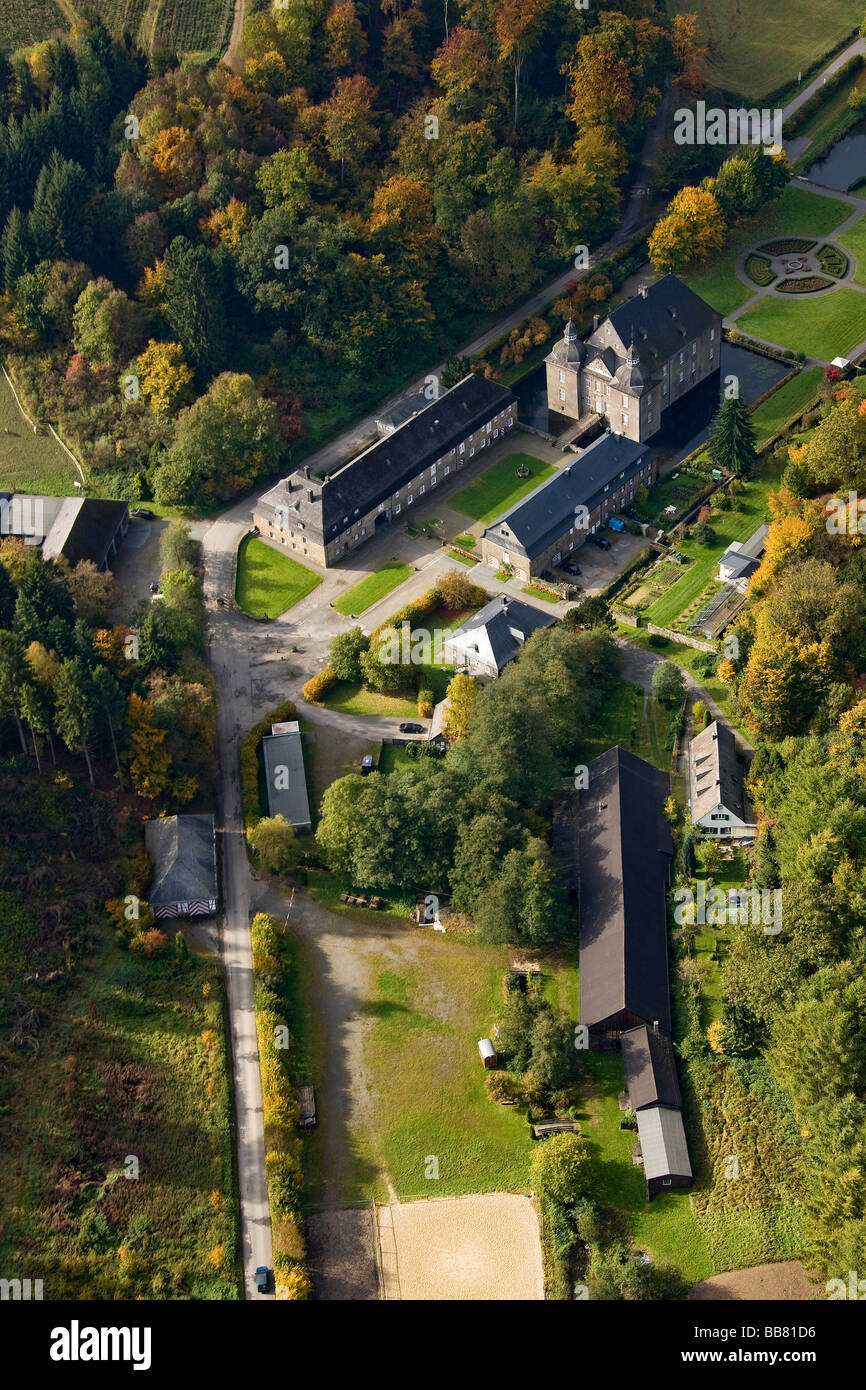 Photo aérienne, Schloss Neuenhof Neuenhof, château, Luedenscheid, Maerkischer Kreis, Rhénanie-Palatinat, Hesse, Allemagne, E Banque D'Images