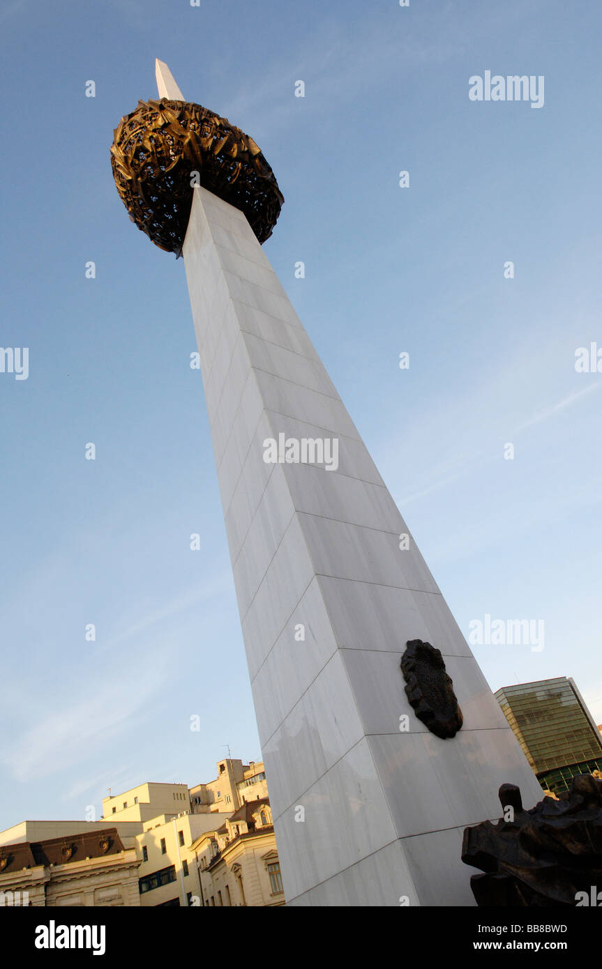Place de la révolution à Bucarest, Roumanie, Europe de l'Est Banque D'Images