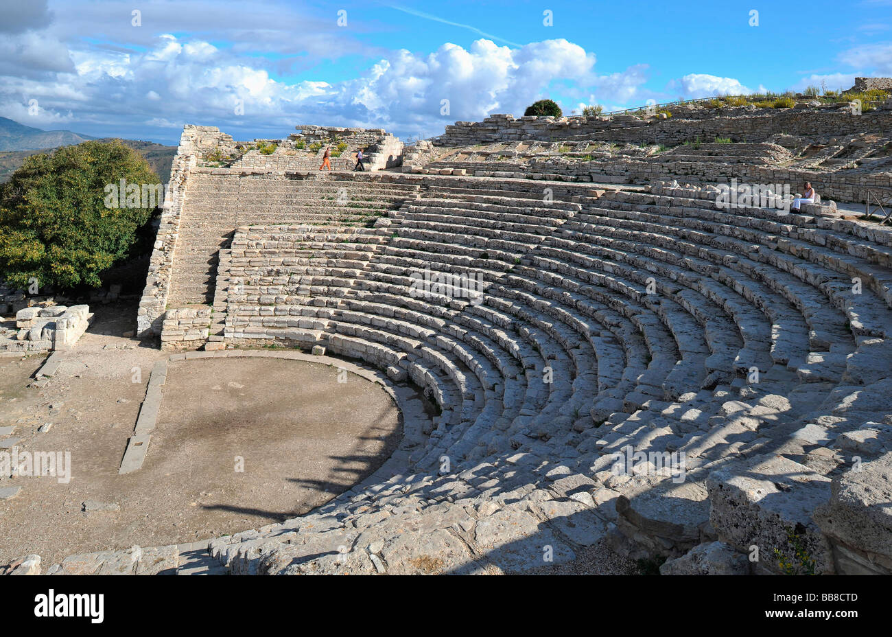 Théâtre grec, 3e 100. BC au temple de Ségeste, Syracuse, Sicile, Italie Banque D'Images