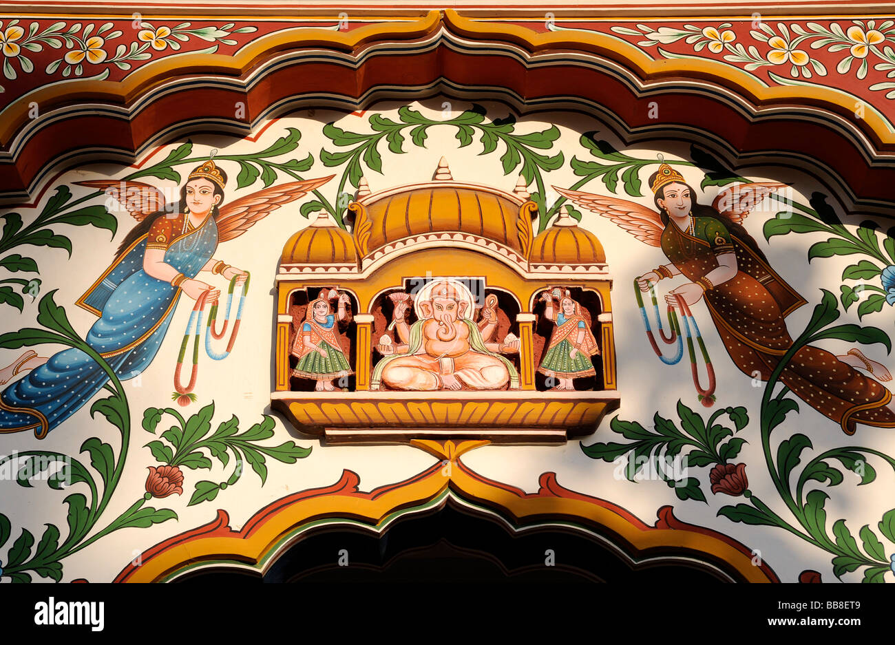 Fresque avec Ganesha, le dieu à tête d'éléphant au centre, Rajasthan, Inde du Nord, en Asie du Sud Banque D'Images