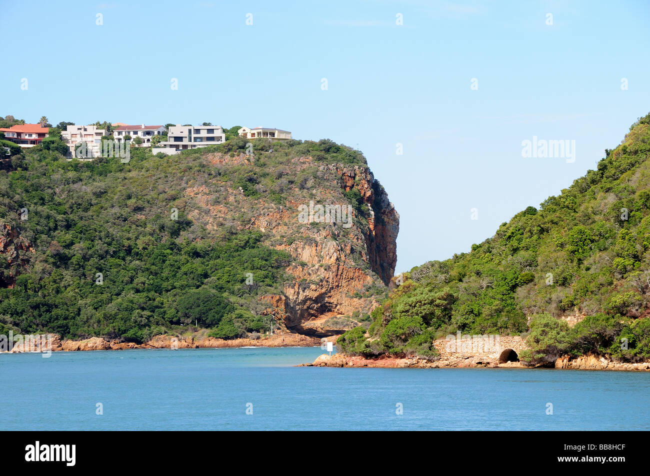 Les chefs l'entrée de l'océan Atlantique pour le lagon de Knysna Garden Route Western Cape Afrique du Sud Banque D'Images